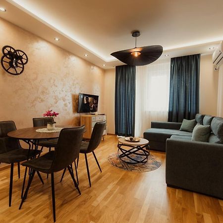 Astra Apartman Újvidék Kültér fotó