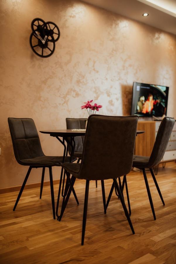 Astra Apartman Újvidék Kültér fotó