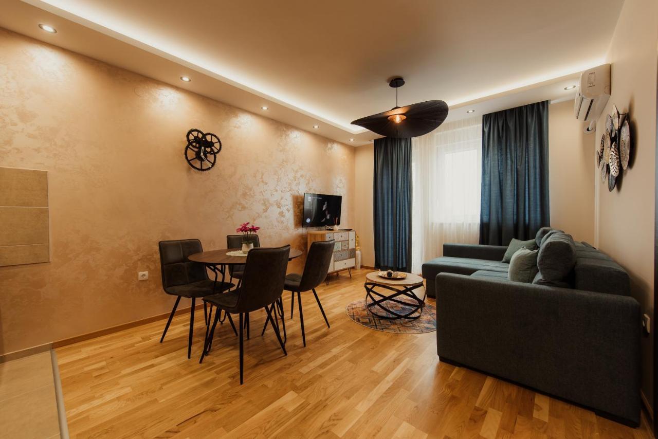 Astra Apartman Újvidék Kültér fotó