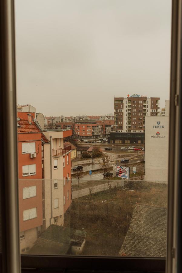Astra Apartman Újvidék Kültér fotó